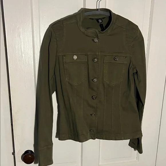 NWT - Size 4 - White House Black Market Utility Jacket in Olive - Picture 3 of 6